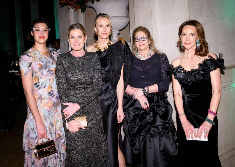 Jordan Casteel, Aerin Lauder, Amy Griffin, Ann Tenenbaum and Samantha Boardman Rosen at the Art & Artists Gala for The Met Collection 2024