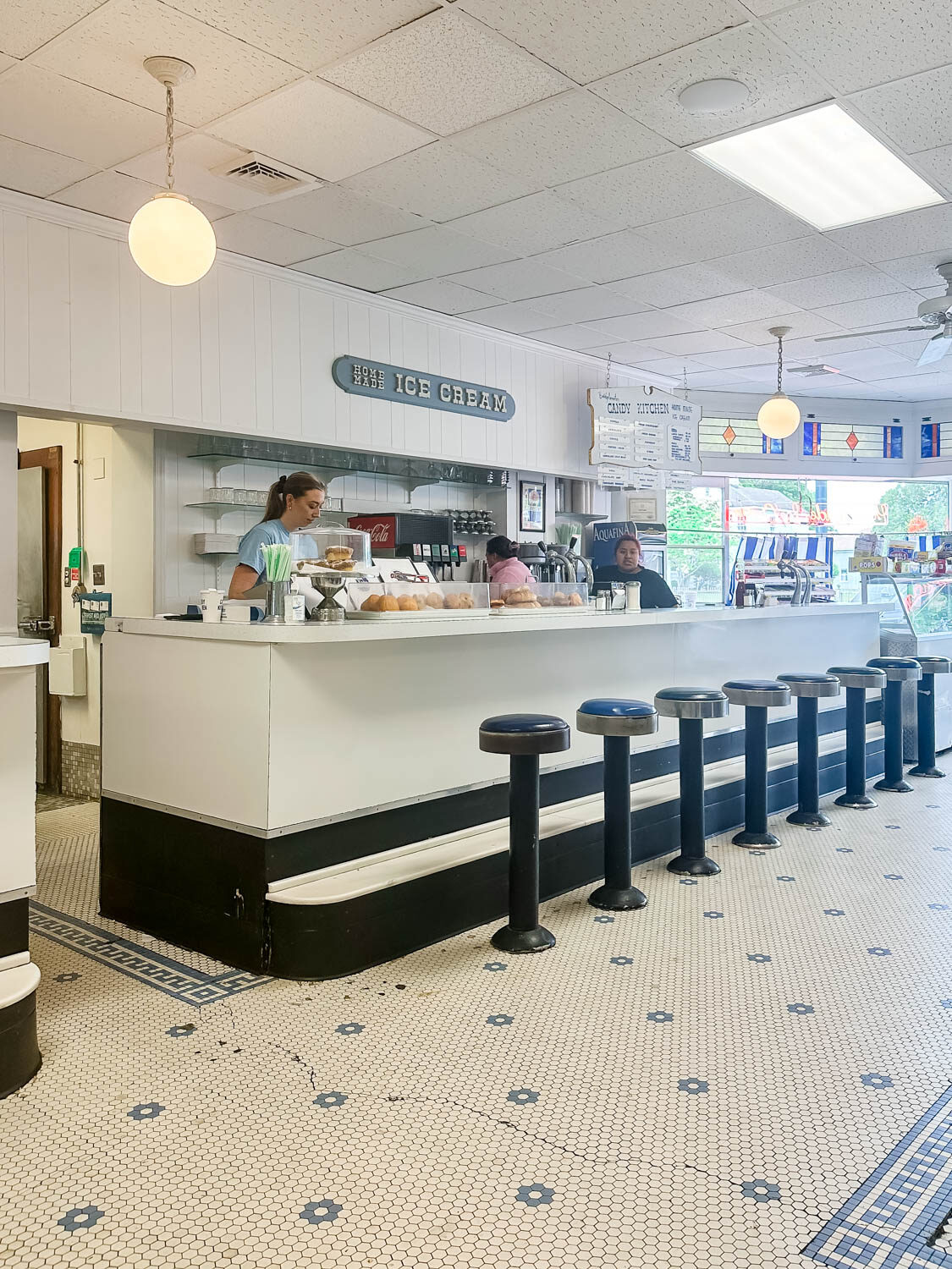 Candy Kitchen Hamptons icon Digital Party