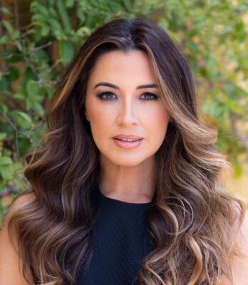 Alejandra Compoverdi, author of First Gen: A Memoir